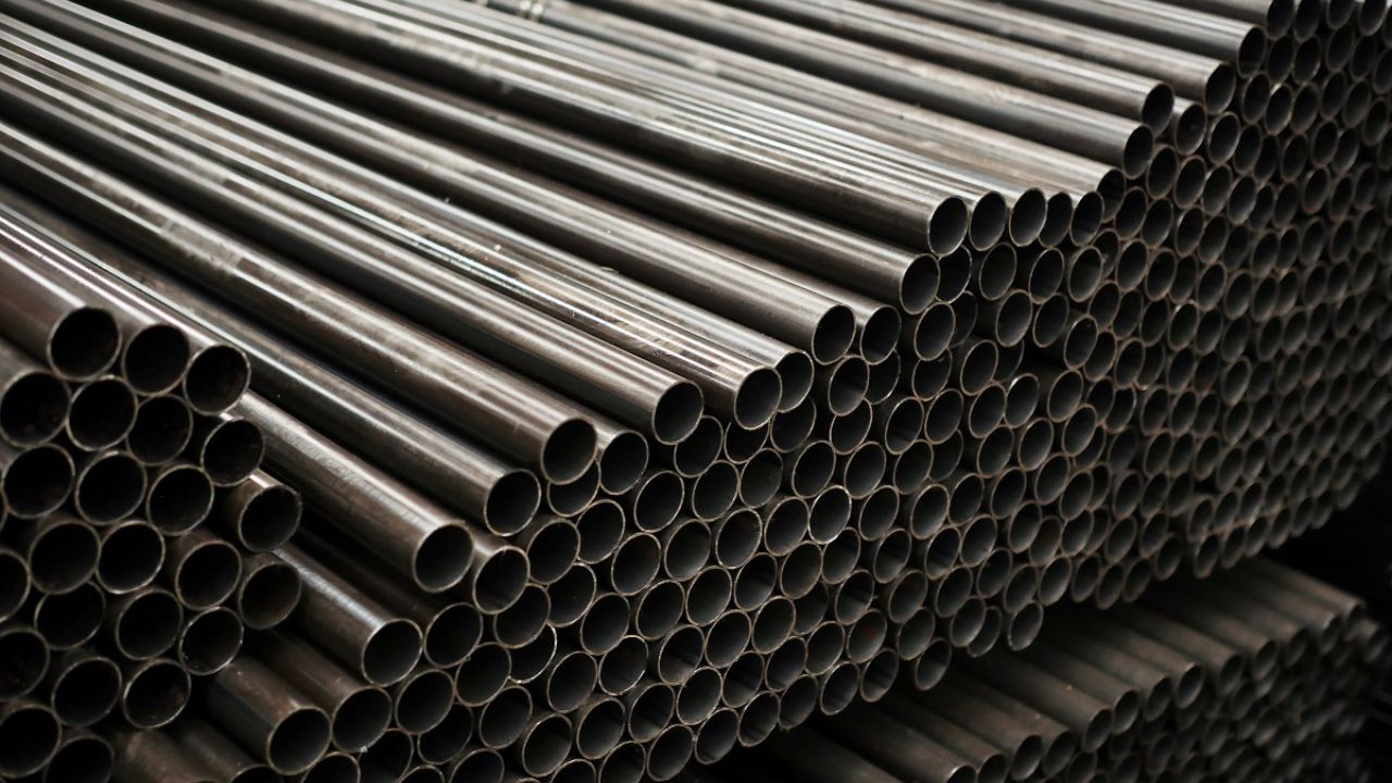 Differences Between Galvanized And Black Steel Pipes